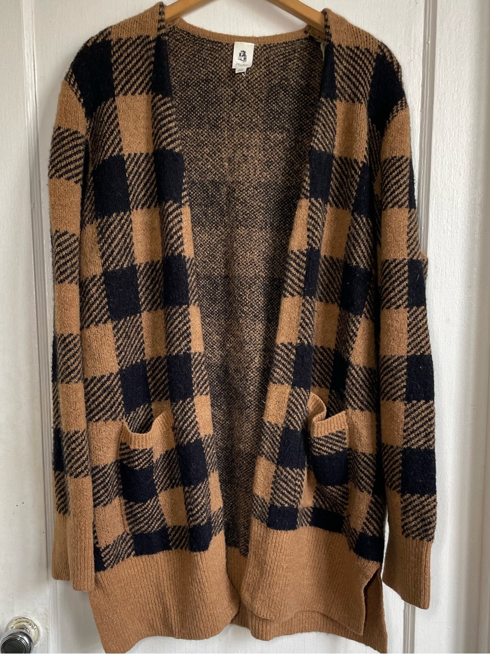 Flawless Buffalo Plaid Cardigan ML Camel Black Open Front Pockets Longline Knit